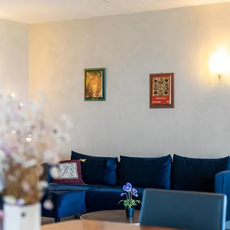 Waterfront Apartament Lugrin